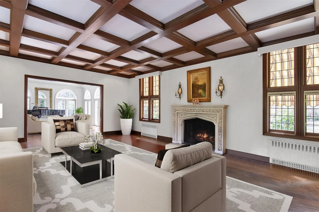 Photo of 1028 Esplanade