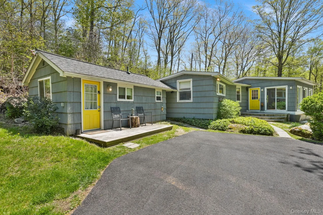 Photo of 44 Tompkins Road
