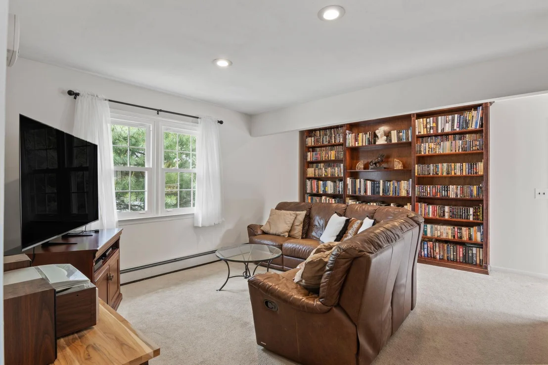 Photo of 18 Chivalry Lane