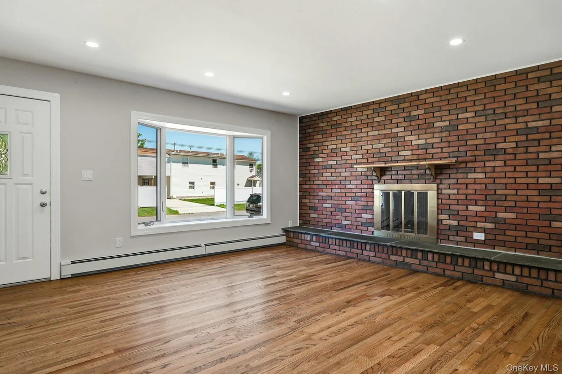 Photo of 21 Robbins Street