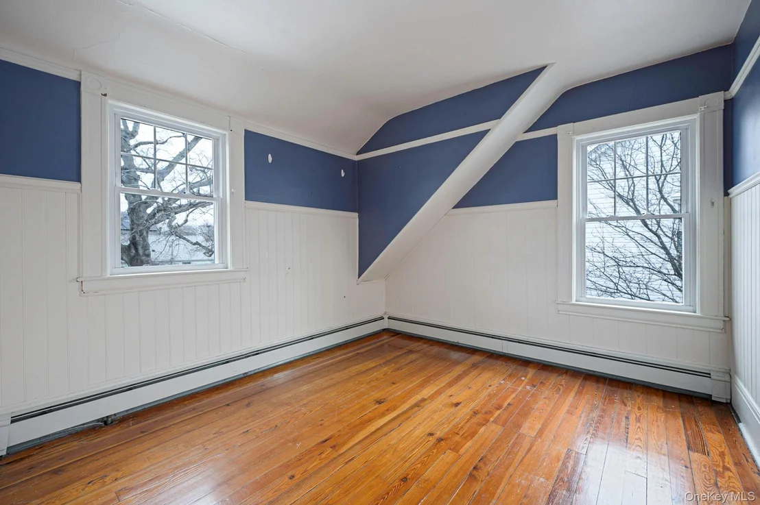 Photo of 215 West Avenue