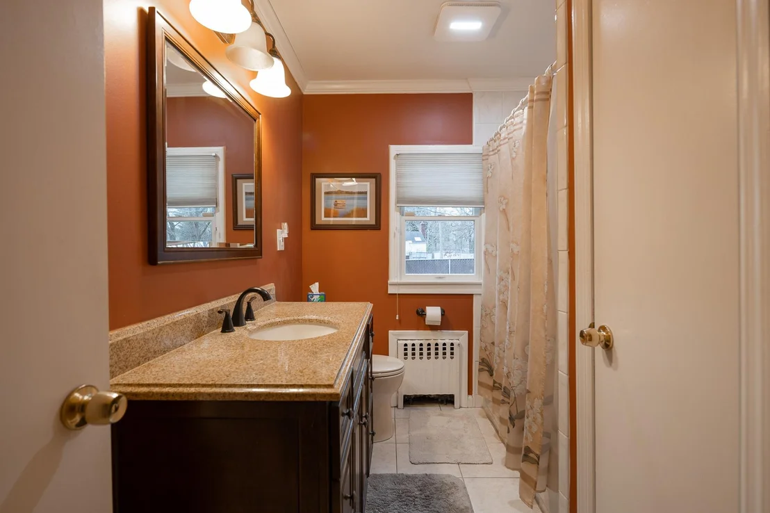 Photo of 600 Barton Avenue