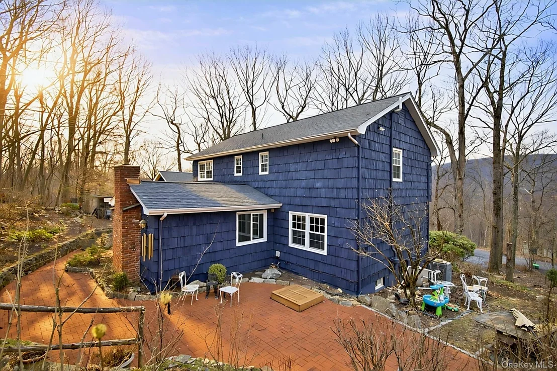 Photo of 9 Crescent Lane