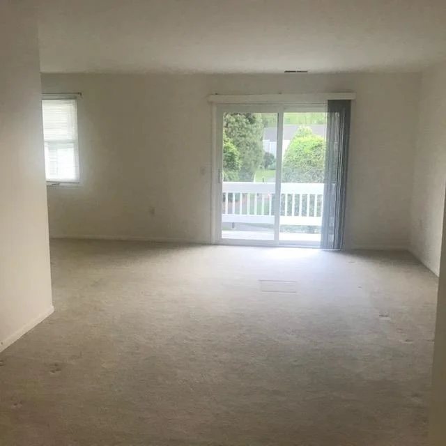 Photo of Unit F at 901 Commons Way