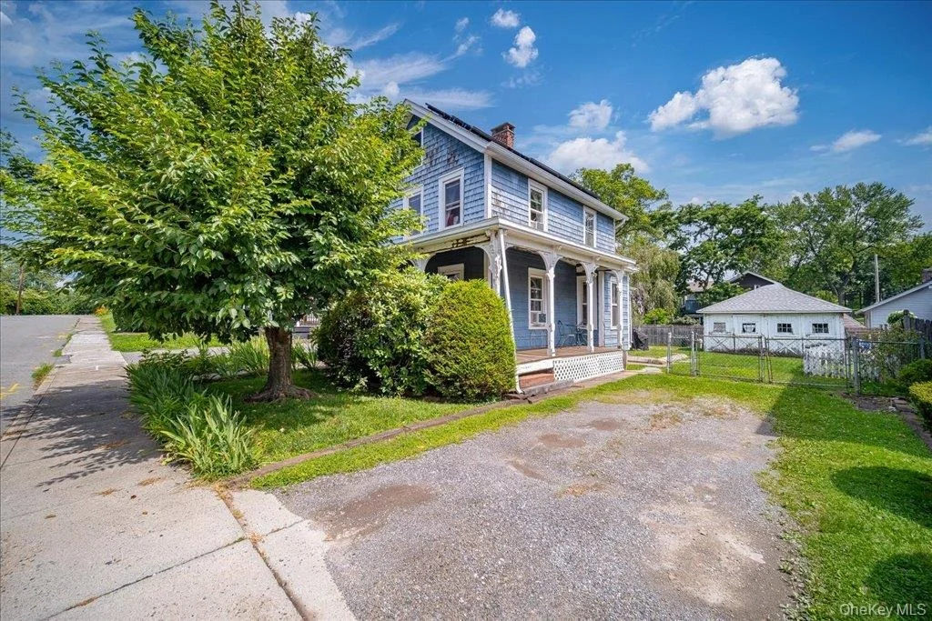 Photo of 5 Maple Street