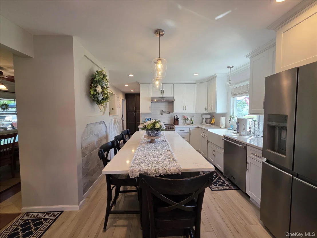 Photo of 140 Springtime Lane W