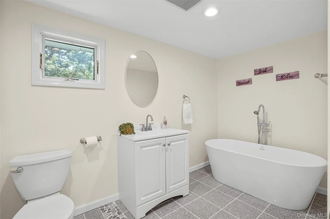 Photo of 103 High Hill Road