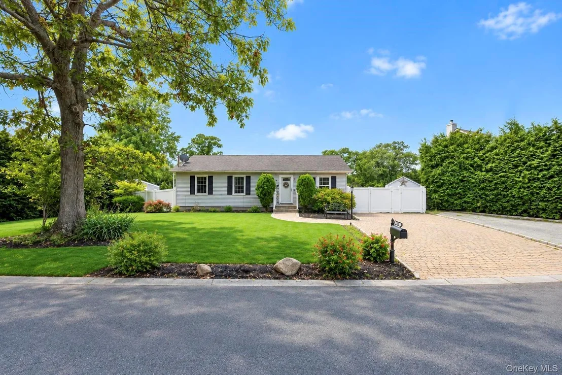 Photo of 18 Hillcrest Road