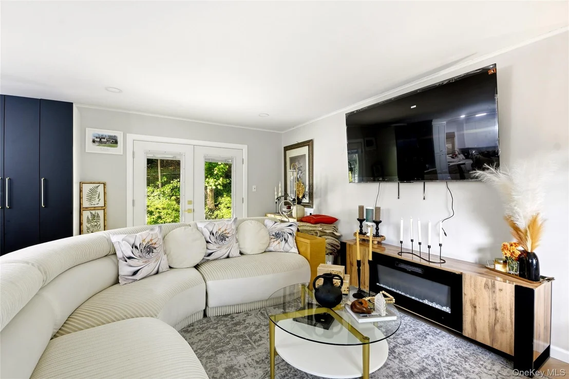 Photo of 74 Cornell Drive