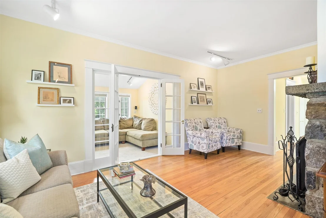 Photo of 4 East Drive