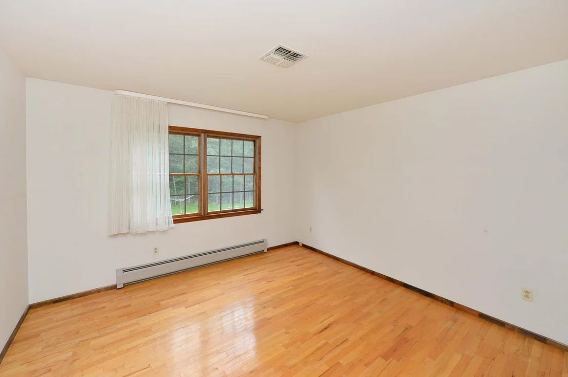 Photo of 5 Rubinstein Court