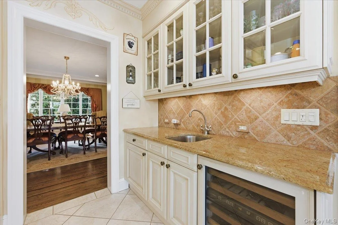 Photo of 165 Peninsula Drive