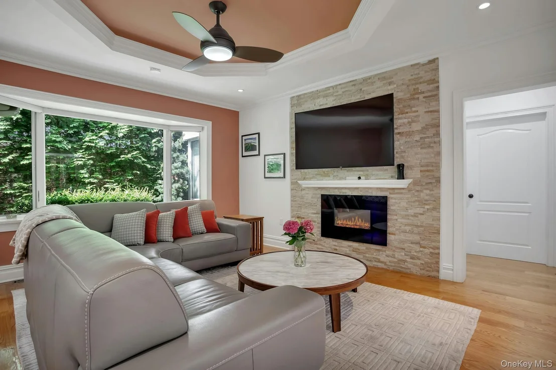 Photo of 5 Boulevard