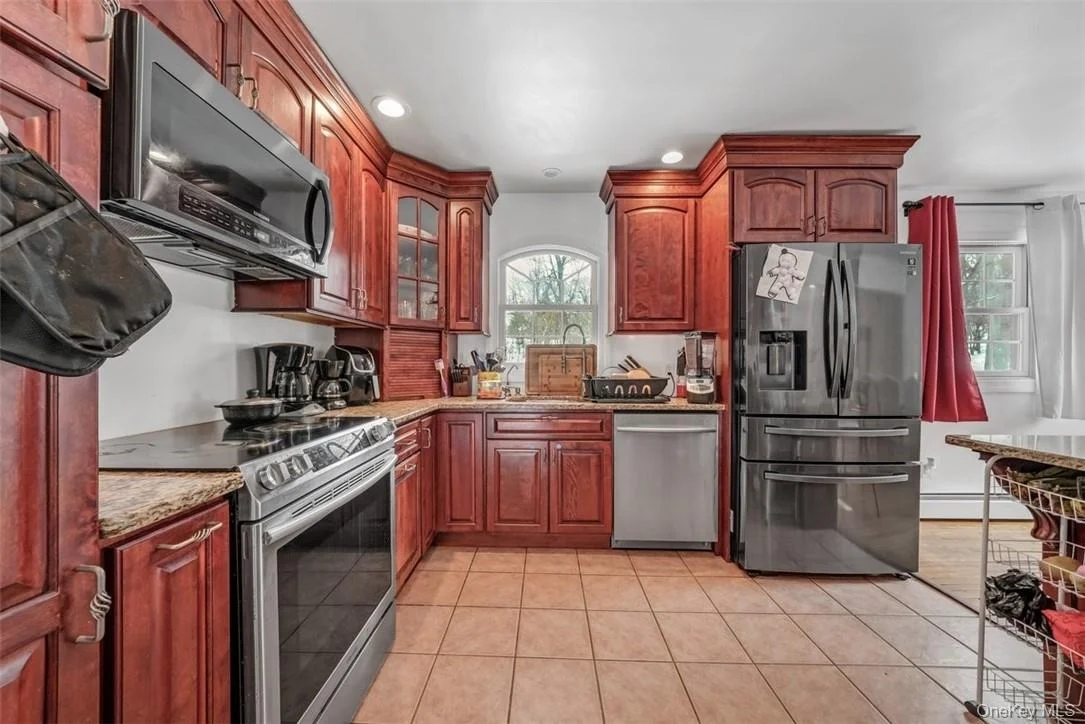 Photo of 7 Lakeview Drive