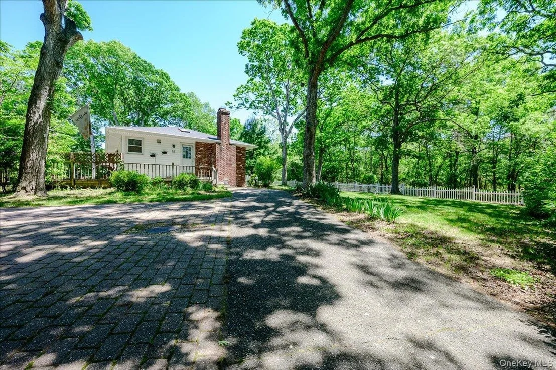 Photo of 53 Ehrhardt Way