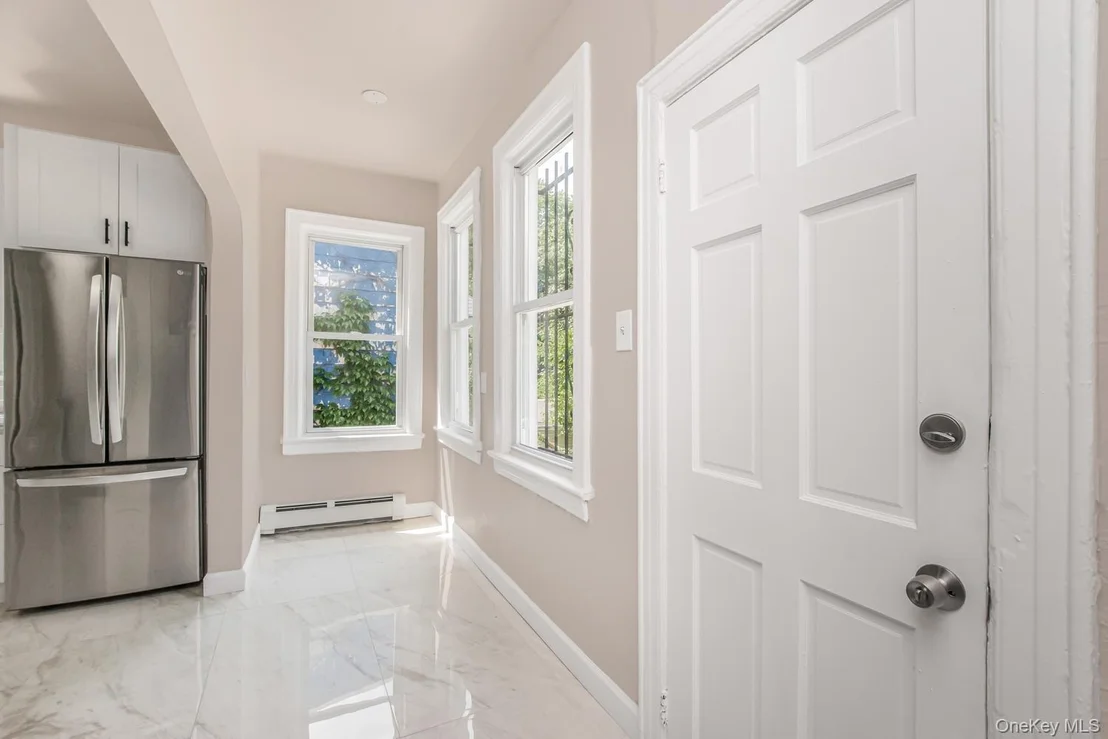 Photo of 427 Taylor Avenue