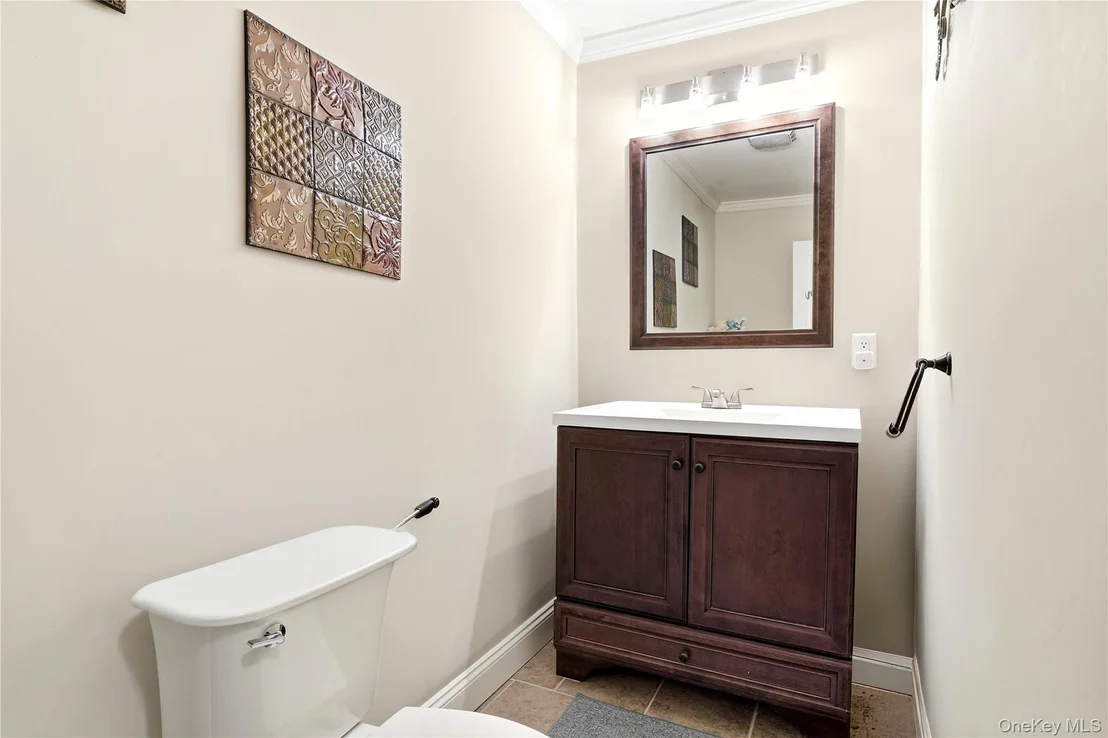 Photo of 414 Potter Boulevard