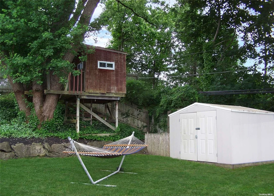 Photo of 6 Woodview Drive