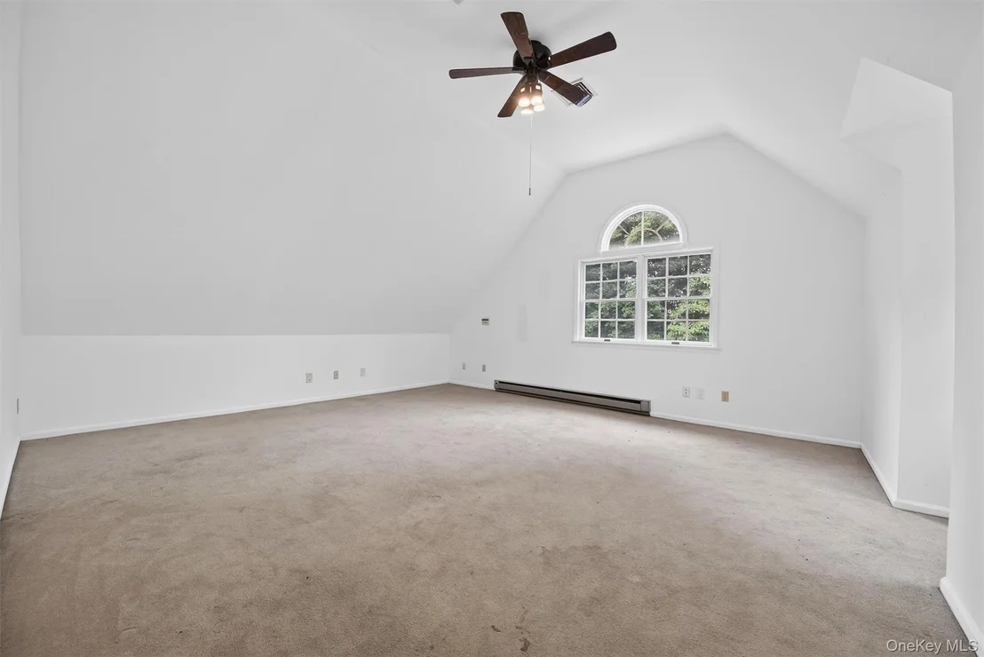 Photo of 16 Apple Summit Lane