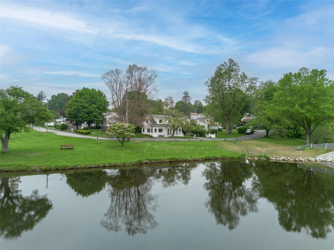 Photo of 47 Champlain Drive