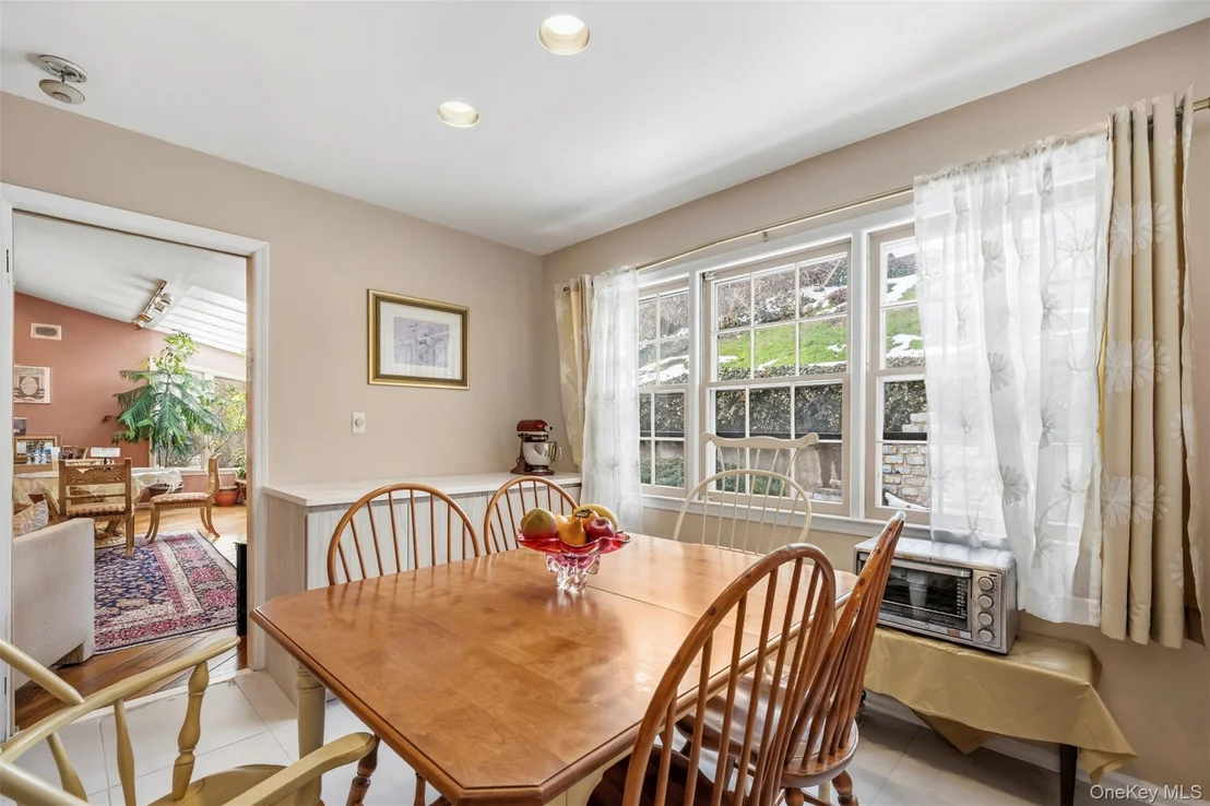 Photo of 8 Pine Drive
