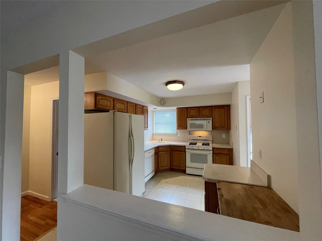 Photo of 1655 Lewis Road