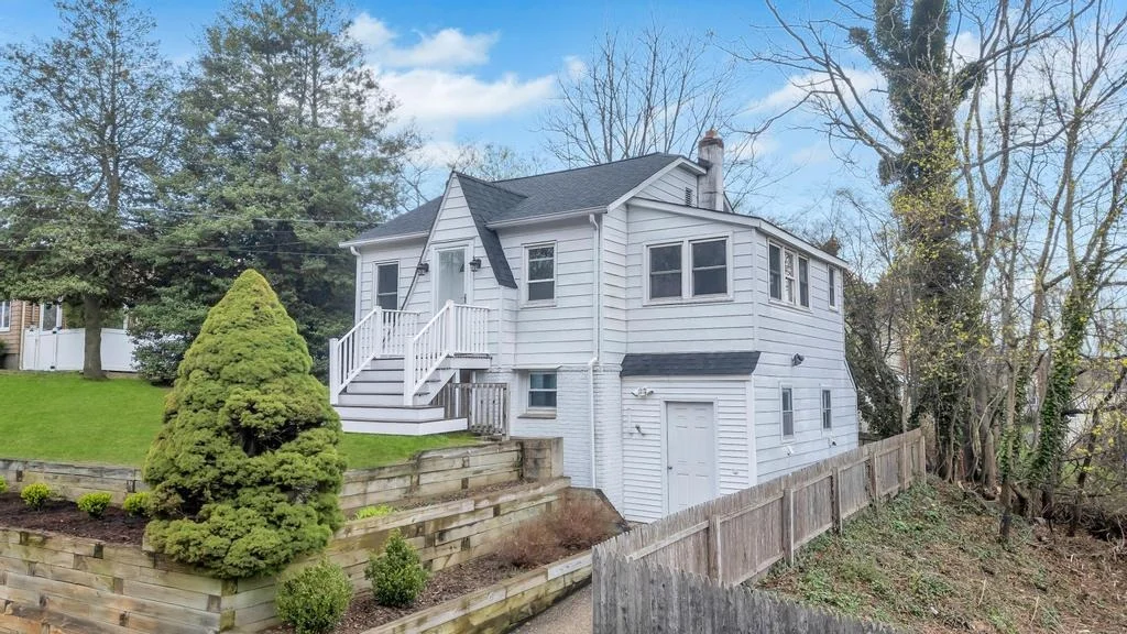 Photo of 152 Walnut Road