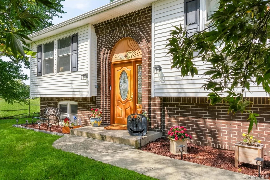 Photo of 47 Stringham Road