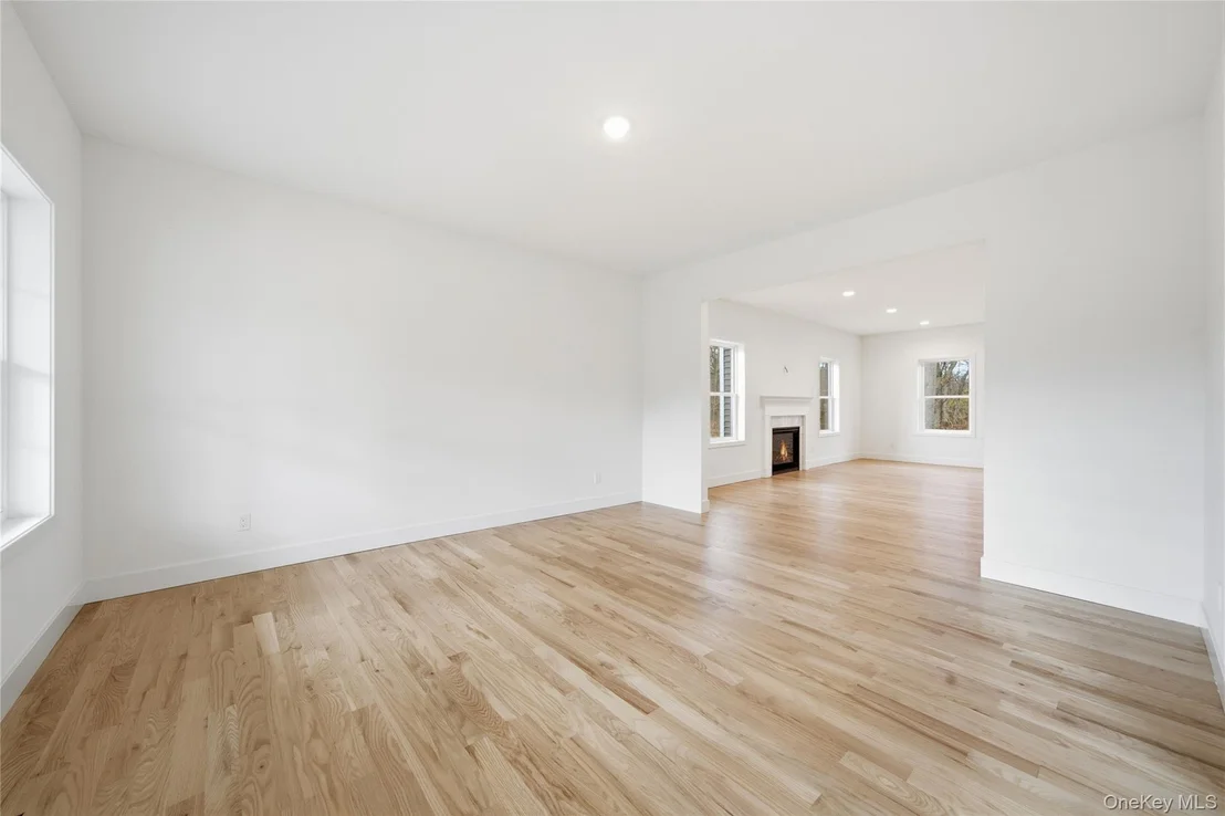 Photo of 9 Fourth Avenue
