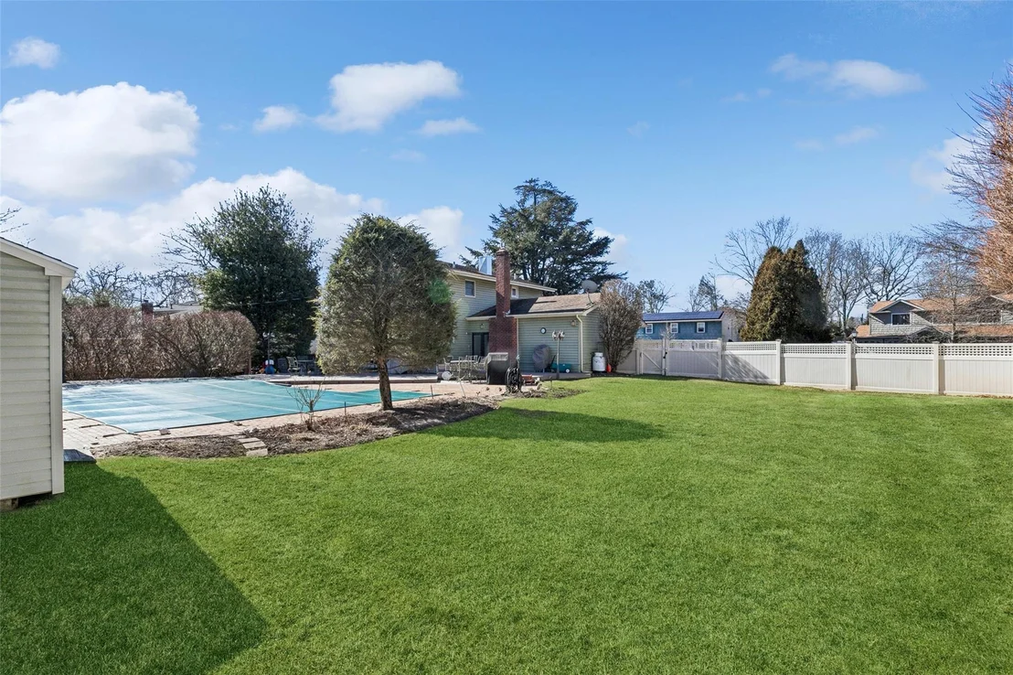 Photo of 19 Sandra Drive