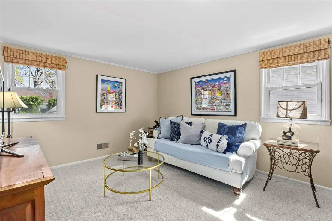 Photo of 7 Drake Avenue