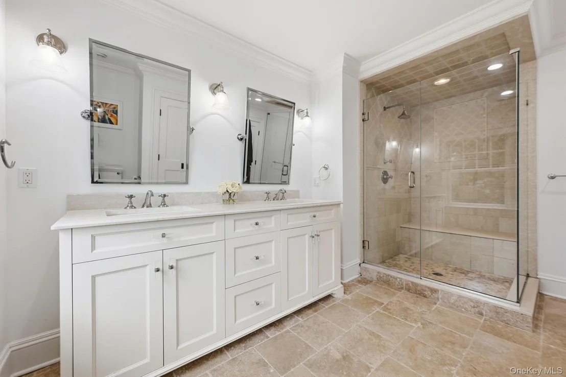 Photo of 11 Long Pond Road
