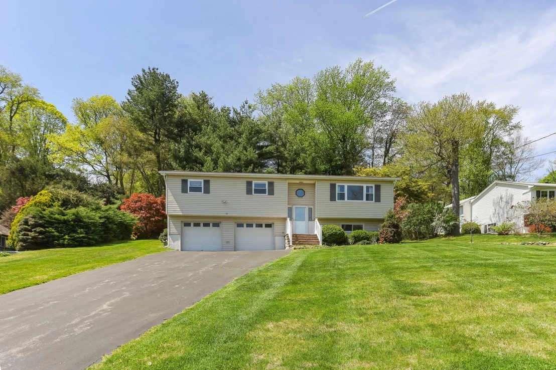 Photo of 51 Brookside Road