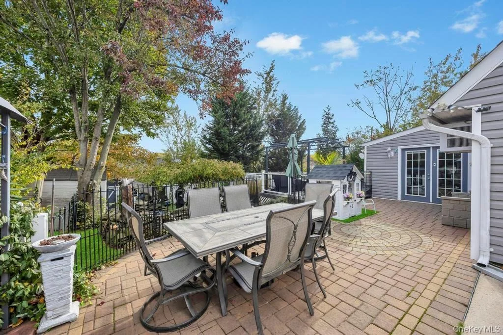 Photo of 101 Constellation Road