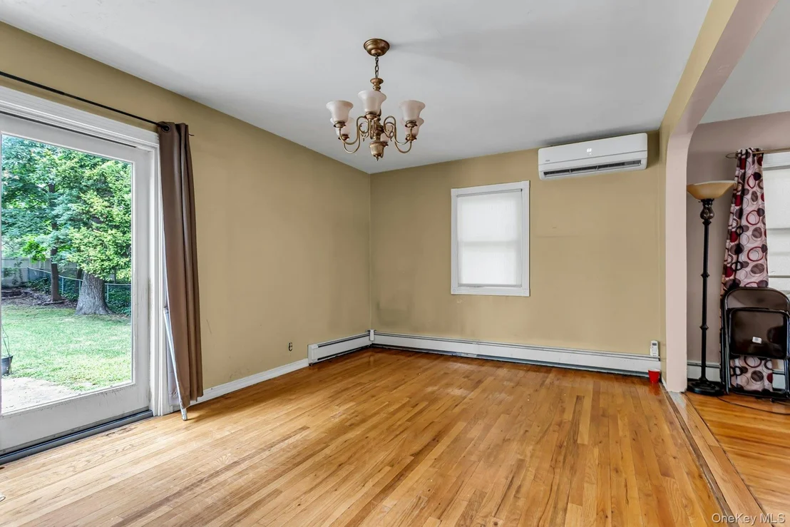 Photo of 35 Willits Road