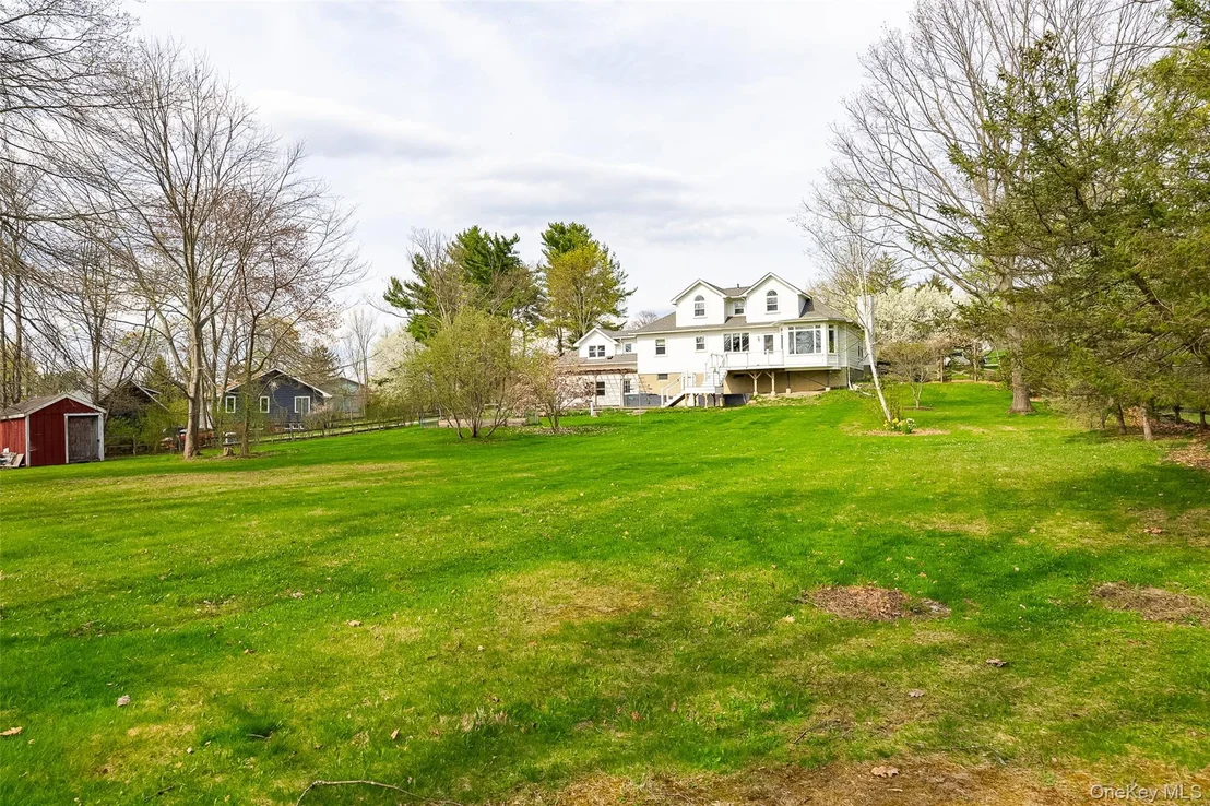 Photo of 102 Beaver Road