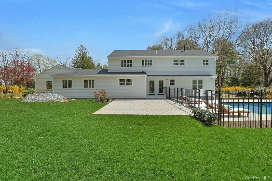 Photo of 1 Devoe Road