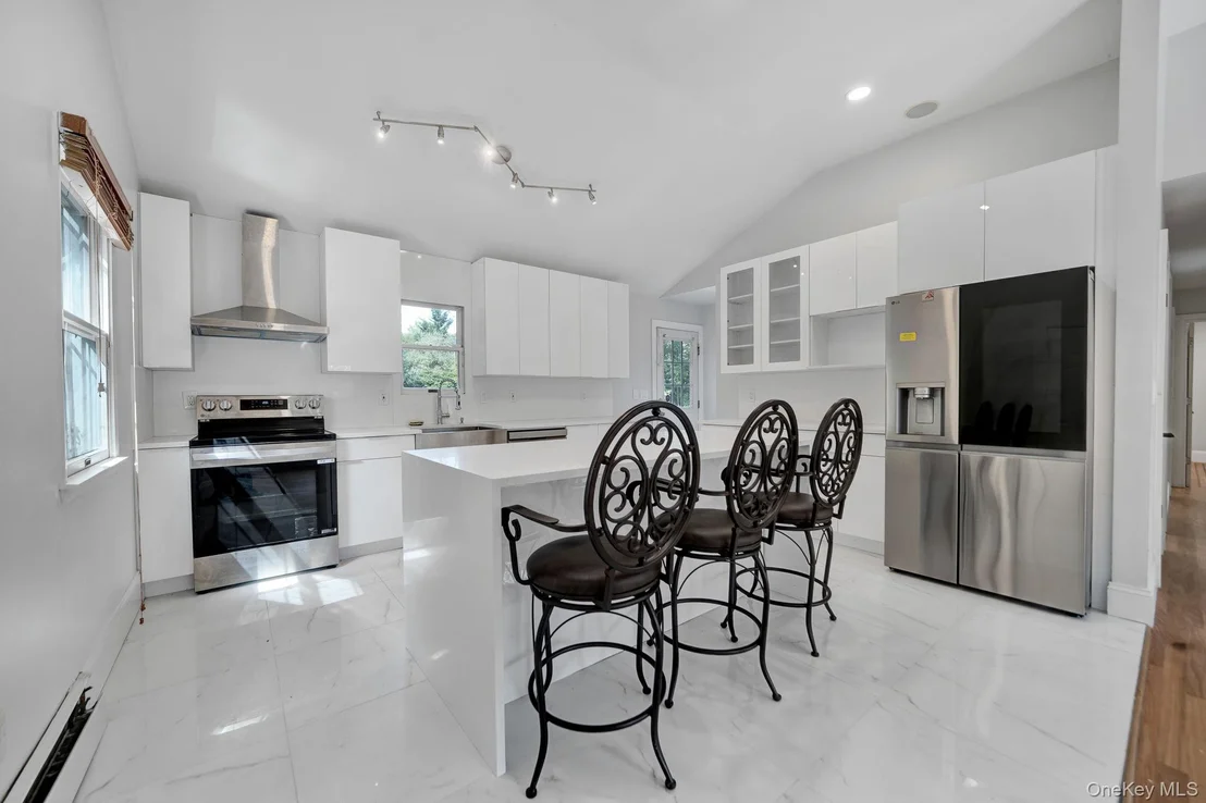 Photo of 75 Whiskey Road