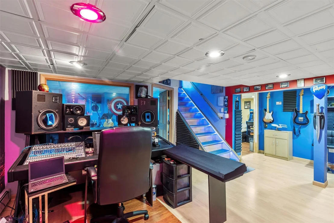 Photo of 8 Wichard Boulevard