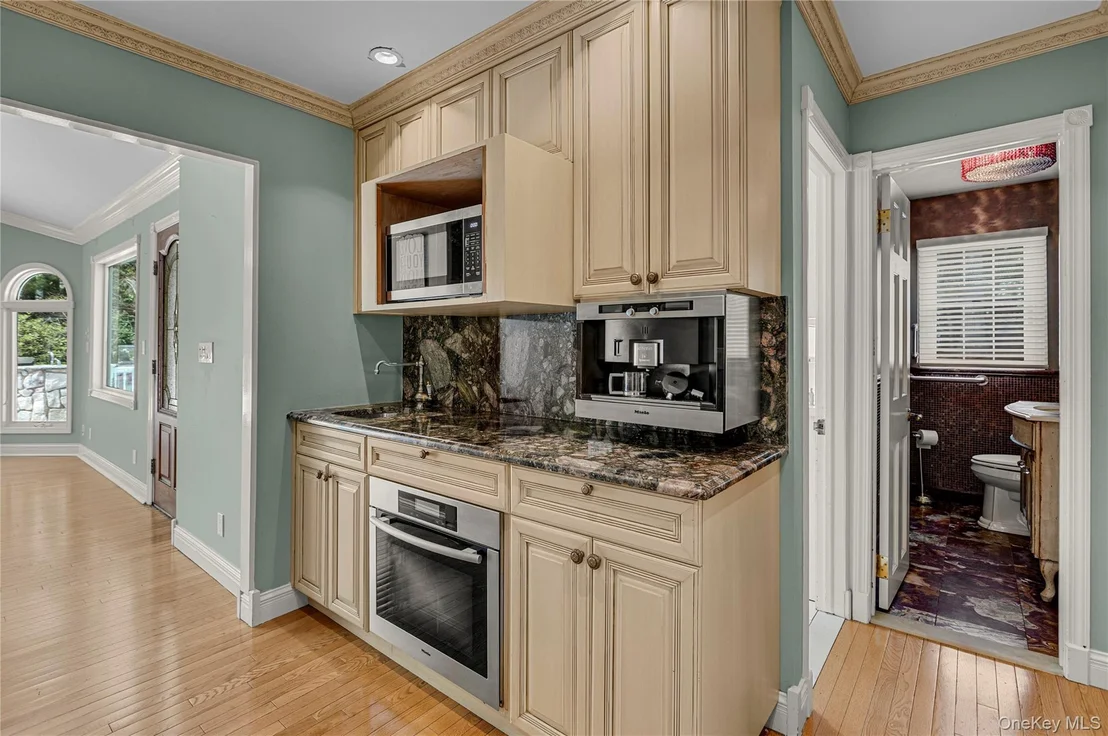 Photo of 9 Concord Drive