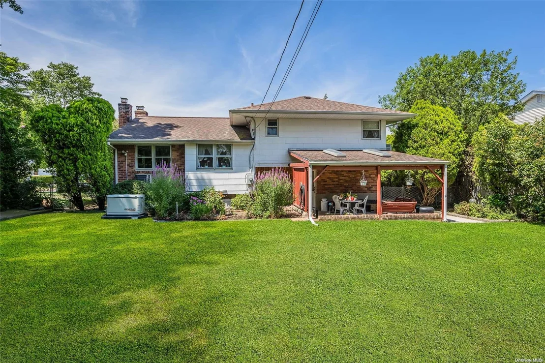 Photo of 53 Roxbury Drive