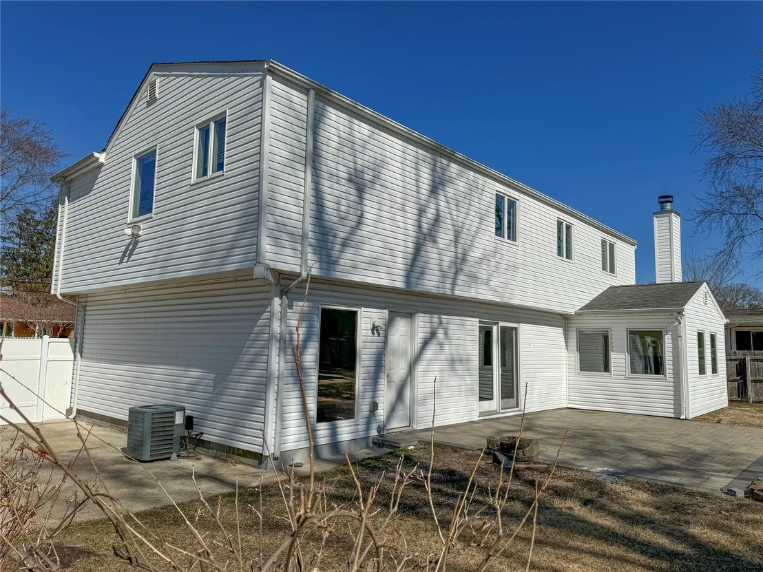Photo of 14 Farner Avenue