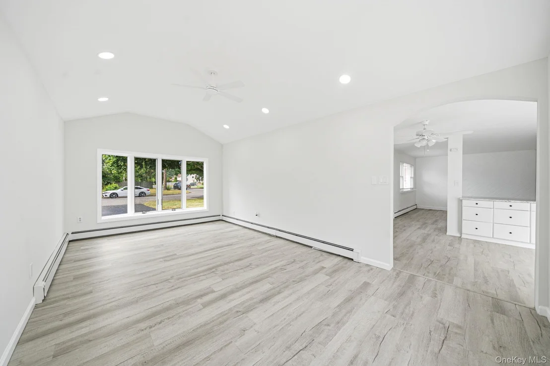 Photo of 9 Carson Lane