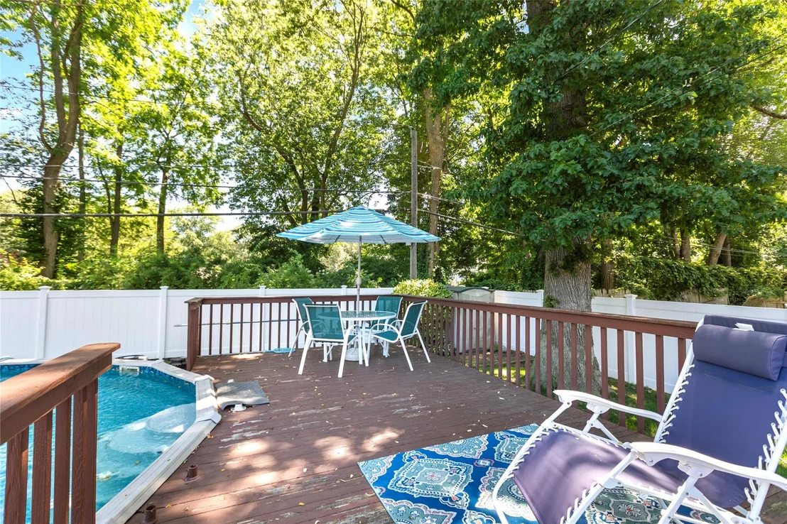 Photo of 39 Winfield Davis Drive