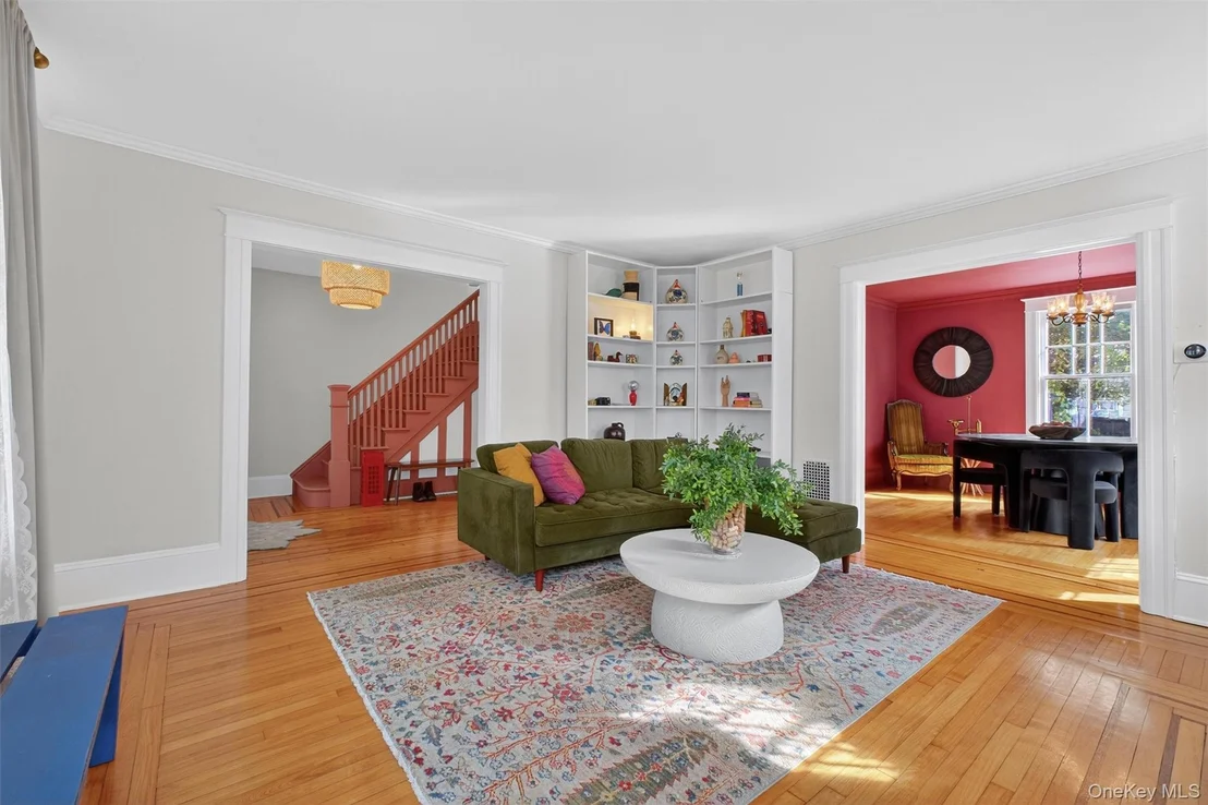 Photo of 13 Parkwood Boulevard