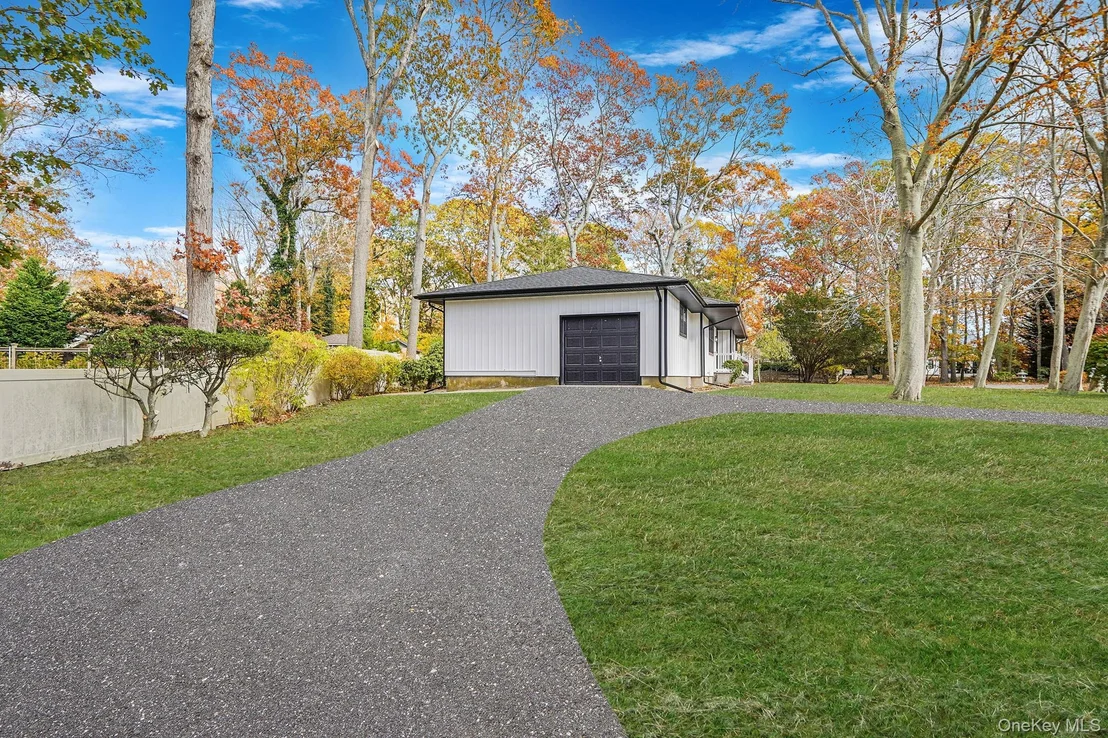 Photo of 780 Westview Drive
