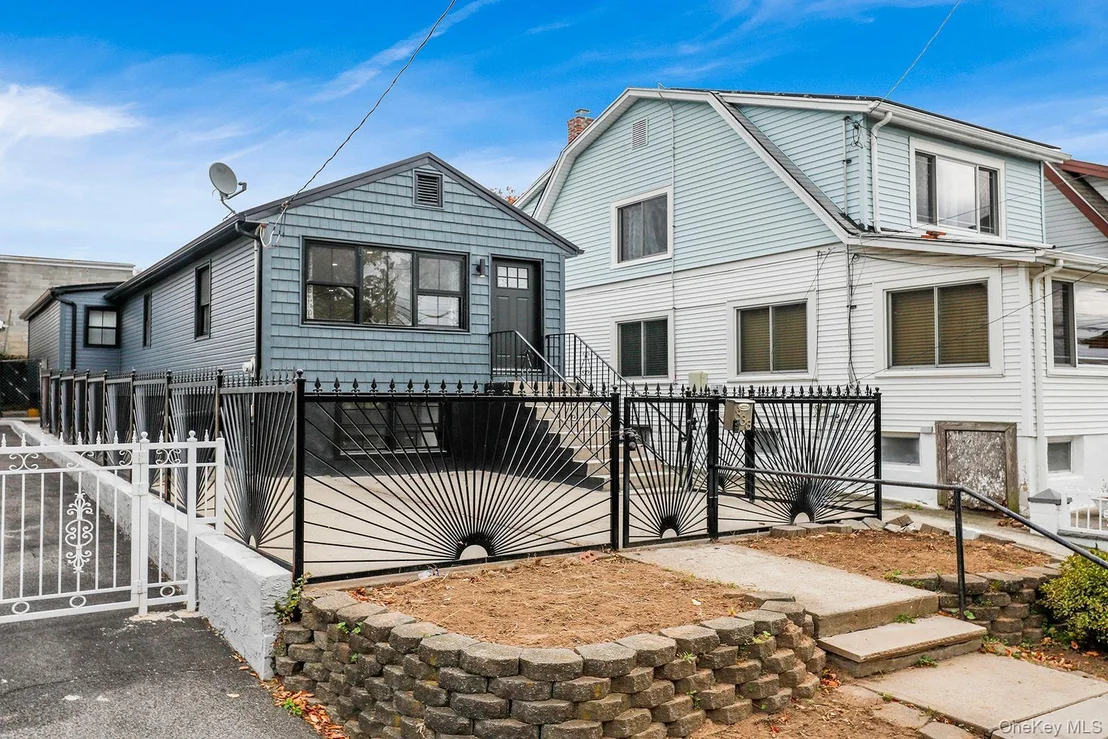 Photo of 338 Calhoun Avenue