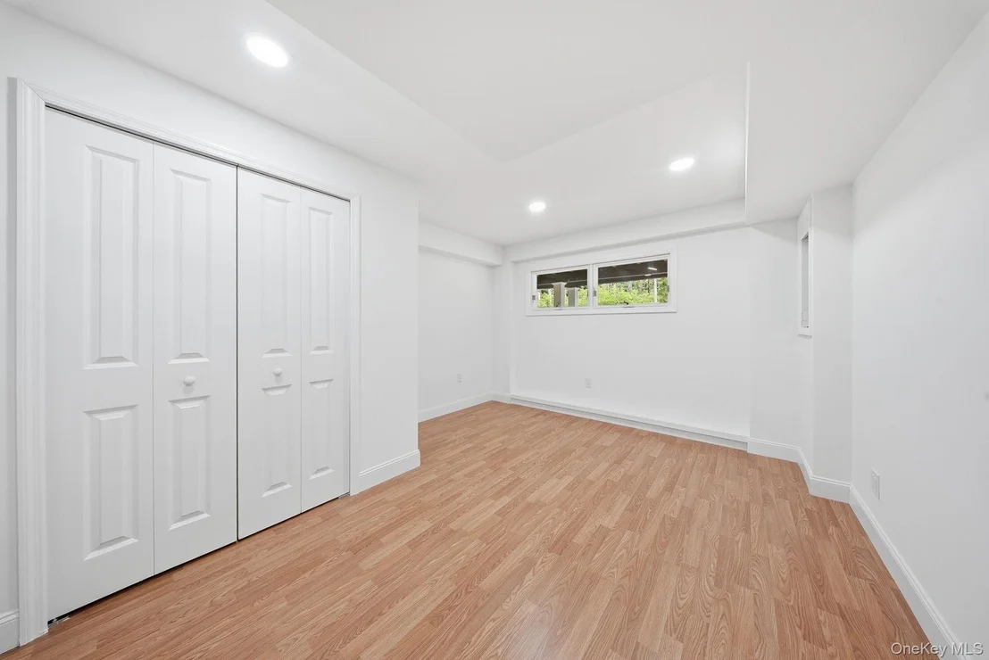 Photo of 225 Upper Road