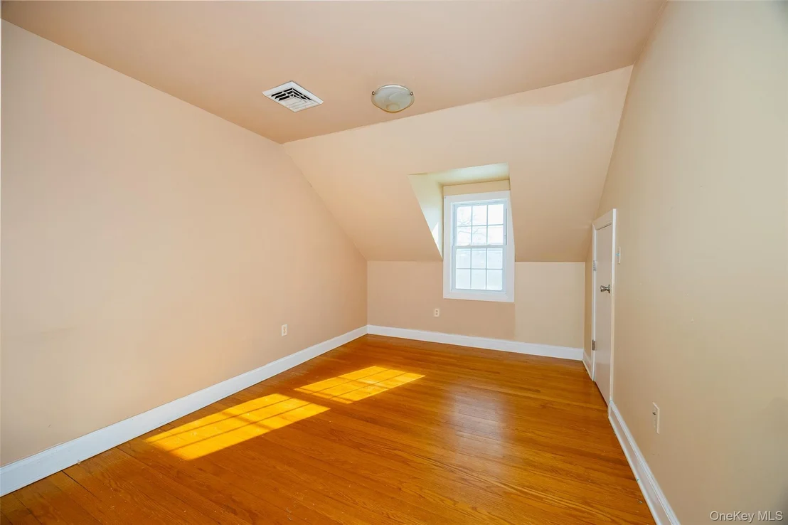 Photo of 3 Mansion Drive