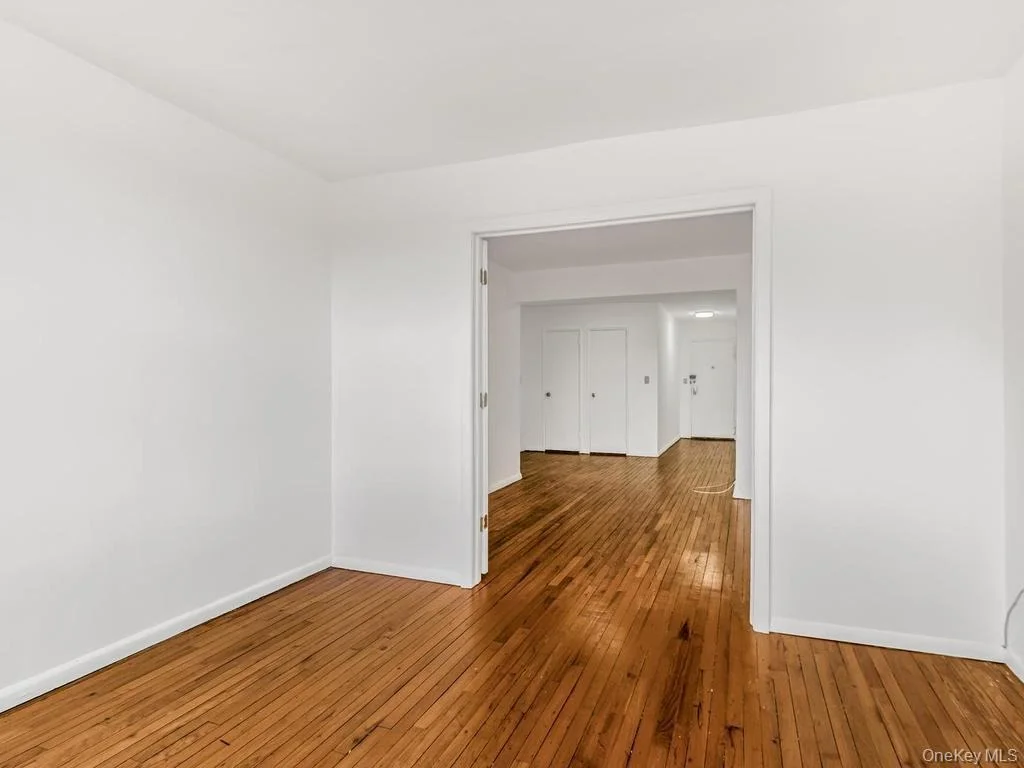 Photo of Unit 8A at 43 Bronx River Road